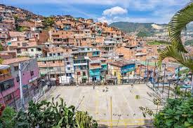 Comuna 13 Grafitti Tour