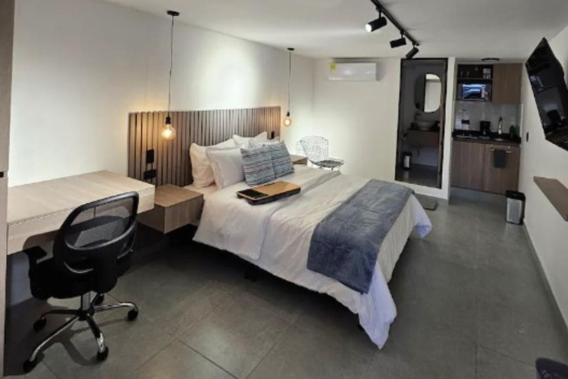 Alojamiento en Medellín , Superhost en Medellín ,Loft Naranjo